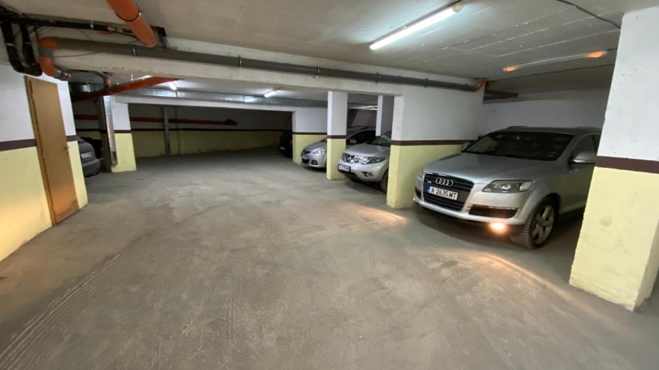 Apartament Deluxe Karina-Free Parking 부르가스 외부 사진