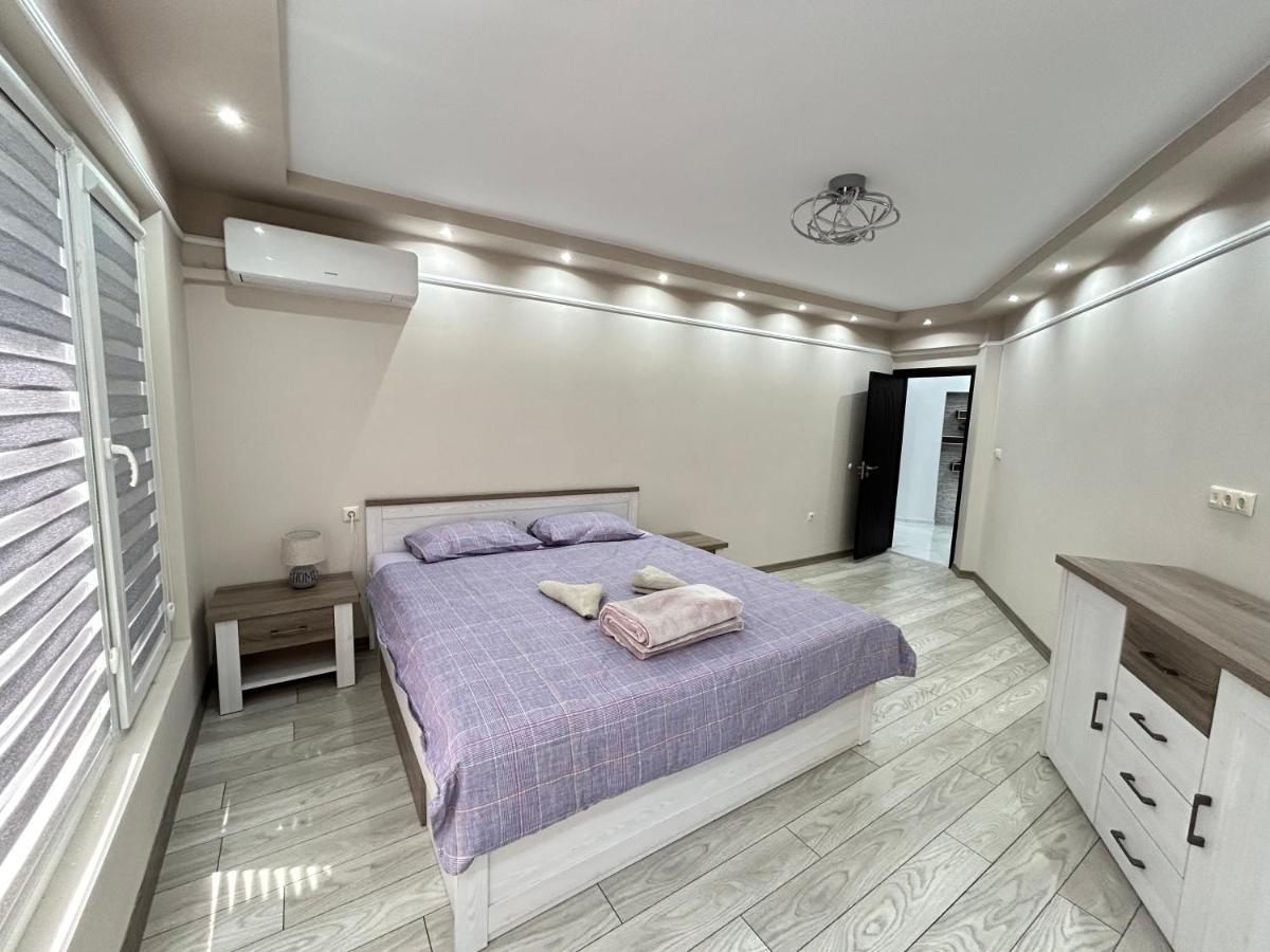 Apartament Deluxe Karina-Free Parking 부르가스 외부 사진
