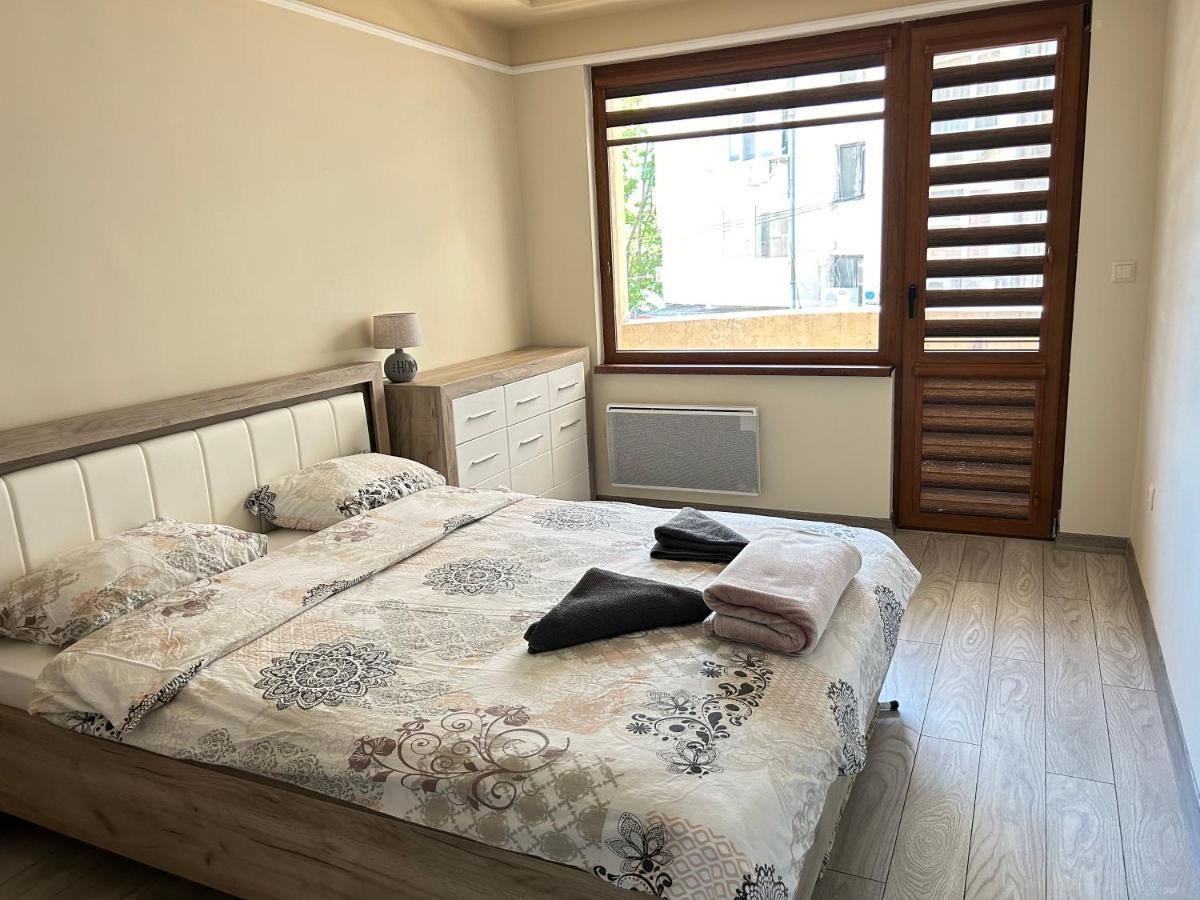 Apartament Deluxe Karina-Free Parking 부르가스 외부 사진